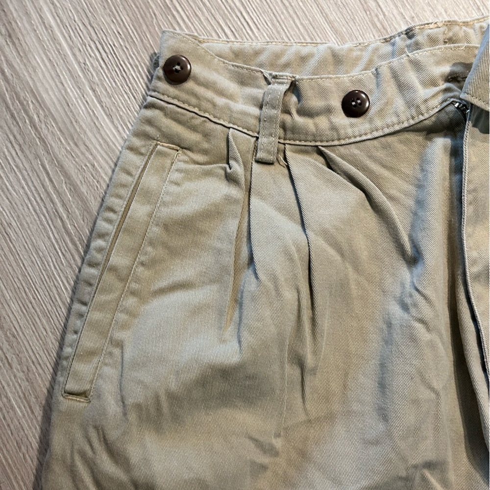 Living in nature vintage style khakis​ - Picture 6 of 16